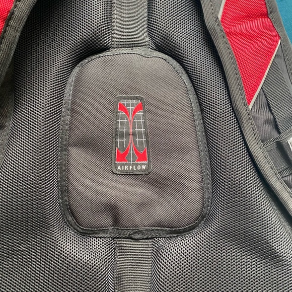 Swiss Army photographer or student backpack - Picture 3 of 3